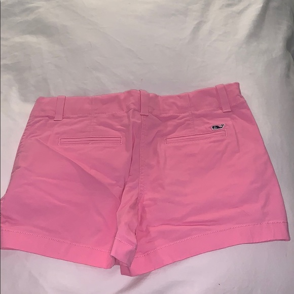 Vineyard vines shorts - Picture 2 of 3